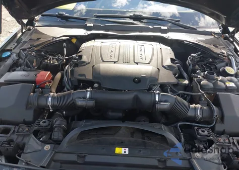 2017 Jaguar Xe 35T Premium из США, поврежденный, VIN SAJAJ4BV9HA960829